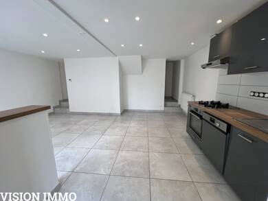 Duplex à louer 890 € 5 pièces 3 chambres 94,4 m² RDC/2 Centre-Trois Fontaines Rives 38140