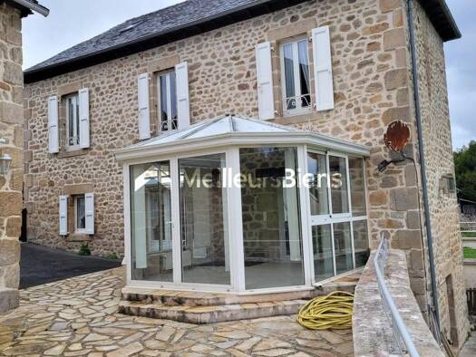 Maison à vendre 275 000 € 4 pièces 3 chambres 98 m² Saint-Privat 19220