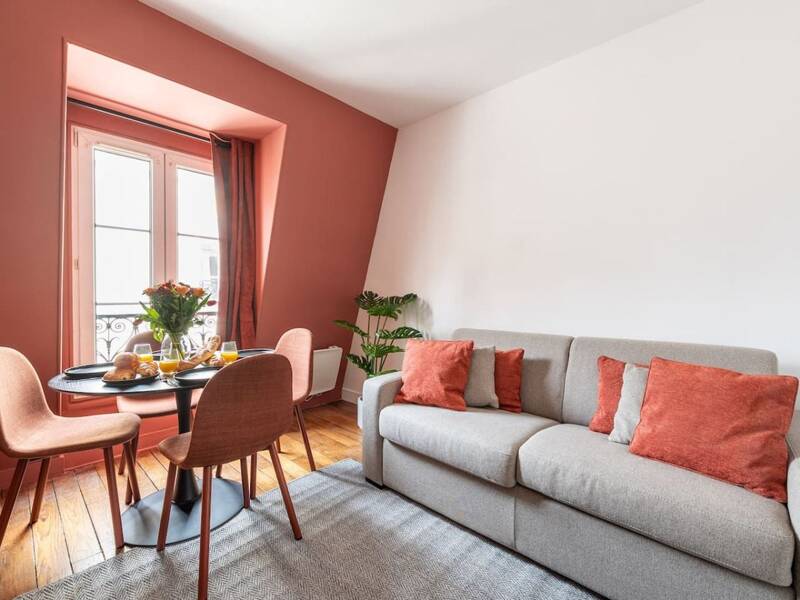 Maison à louer, 0m², PARIS 17E