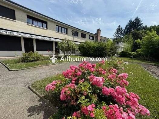 Boutique à louer 1 120 € 43,6 m² de surface de vente Étiolles 91450