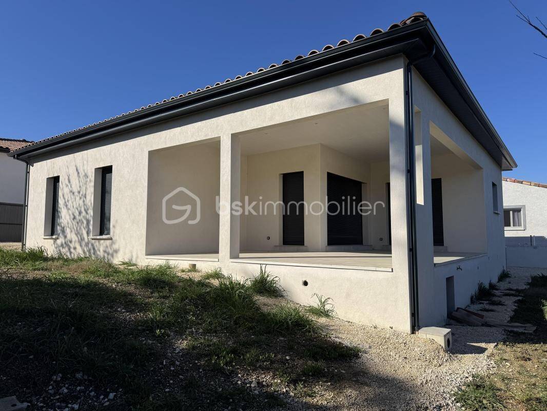 Maison à vendre, 101m², SAINT JULIEN LES ROSIERS