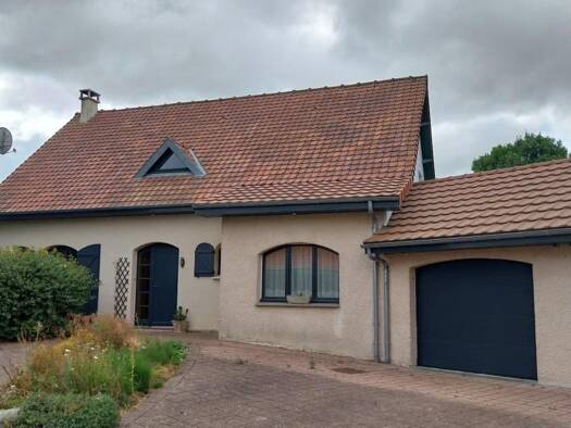 Maison à vendre 297 000 € 7 pièces 6 chambres 145 m² 1 710 m² de terrain Izel-lès-Hameau 62690
