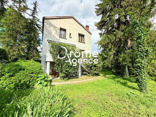 Villa à vendre 299 000 € 8 pièces 7 chambres 159,17 m² 1 109 m² de terrain Bourg-lès-Valence 26500