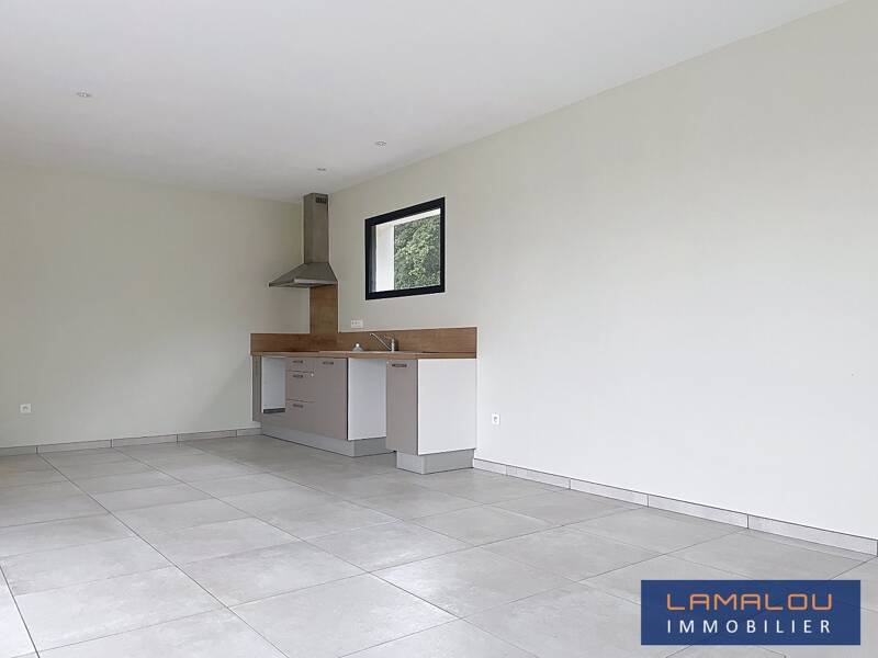 Maison à louer, 82m², CAUSSINIOJOULS