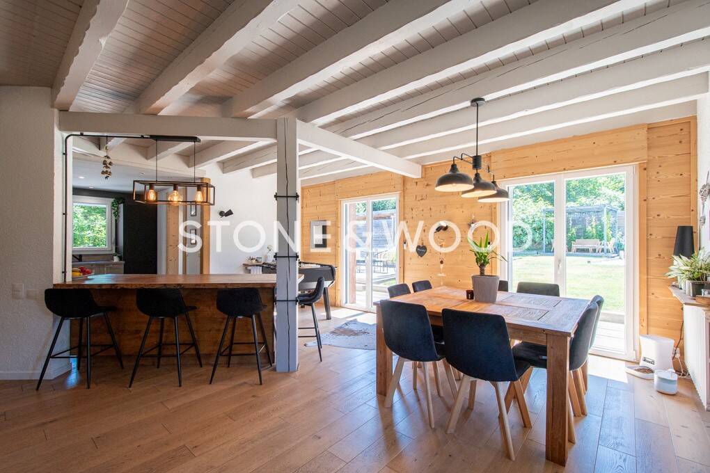 Maison à vendre, 249m², PERS JUSSY