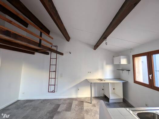 Appartement à vendre 97 000 € 1 pièce 20,6 m² Étage 3/3 Marseille 2ème arrondissement 13002