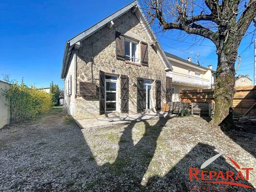 Maison à vendre 158 000 € 3 pièces 2 chambres 64,5 m² Brive-la-Gaillarde 19100