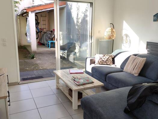 Maison de plain-pied à vendre 238 500 € 2 pièces 1 chambre 43 m² 88 m² de terrain Aytré 17440