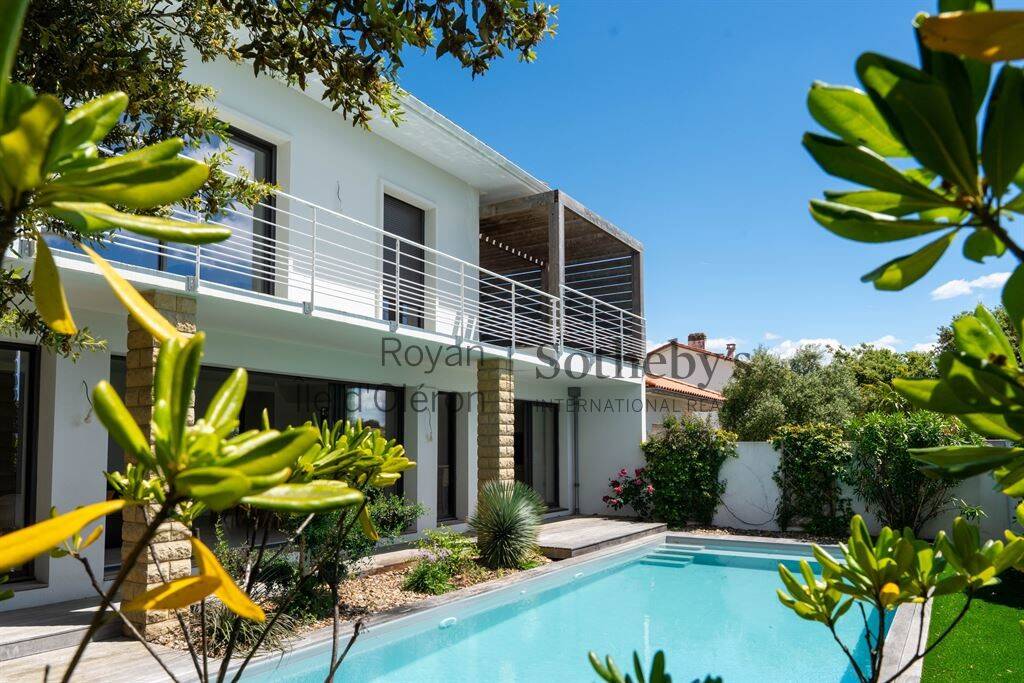 Maison à vendre, 190m², VAUX SUR MER