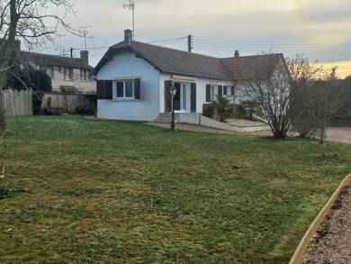 Maison de plain-pied à vendre 249 000 € 4 pièces 3 chambres 102 m² 1 390 m² de terrain Anet 28260