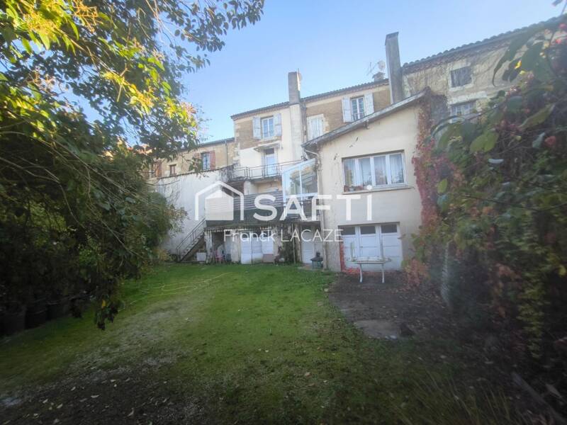 Maison à vendre, 232m², VIC FEZENSAC