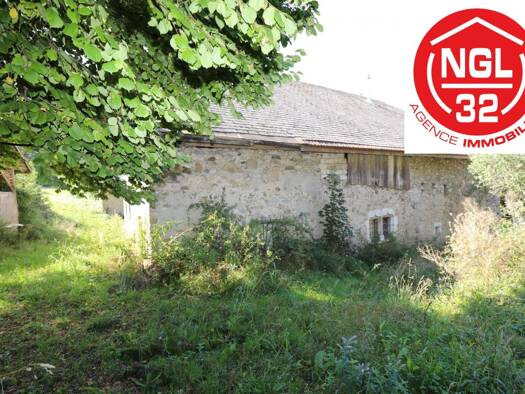 Maison à vendre 320 000 € 3 pièces 2 chambres 100 m² 4 212 m² de terrain Menthonnex-en-Bornes 74350