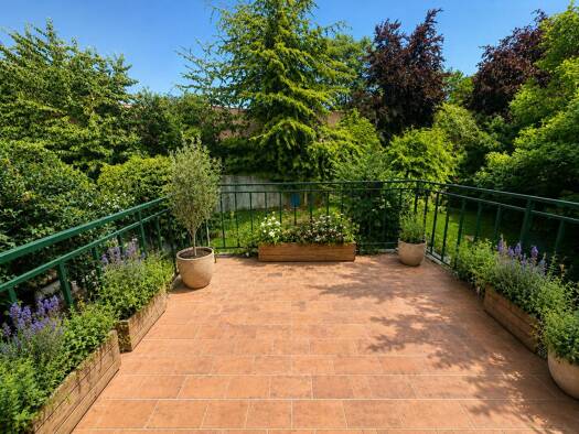 Appartement à vendre 219 000 € 3 pièces 2 chambres 69,66 m² Étage 1/2 Chambéry 73000