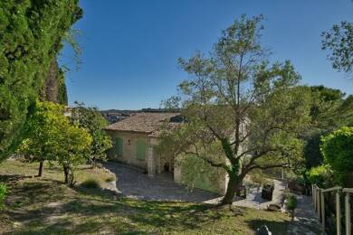 Villa à vendre 990 000 € 5 pièces 4 chambres 165 m² 1 597 m² de terrain Village-Saint Julien-Saint Pierre Biot 06320
