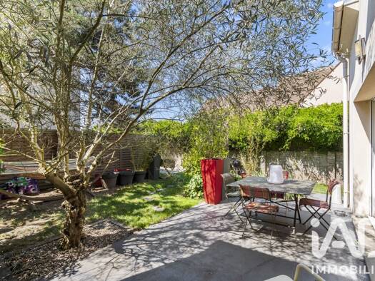 Maison à vendre 650 000 € 7 pièces 4 chambres 197,71 m² 385 m² de terrain Saclay 91400