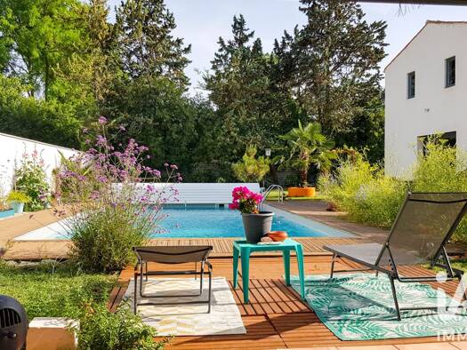 Maison à vendre 599 000 € 5 pièces 3 chambres 173 m² 1 000 m² de terrain Sainte-Soulle 17220