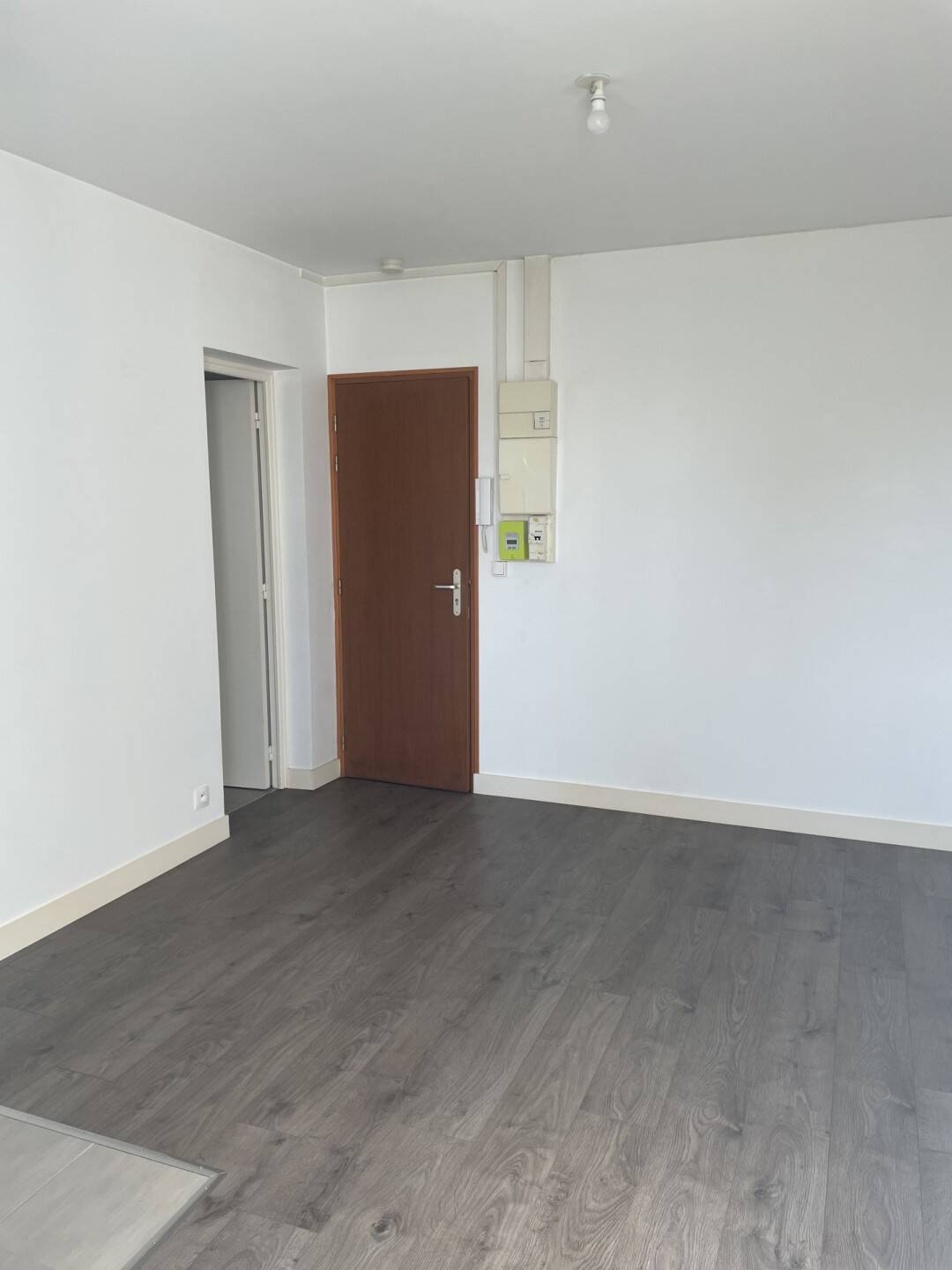 Maison à louer, 19m², SAINT MAUR DES FOSSES