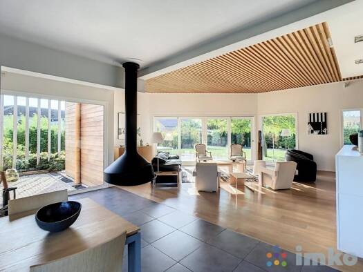 Maison à vendre 647 000 € 8 pièces 4 chambres 199 m² 1 453 m² de terrain Nord La Bassée 59480