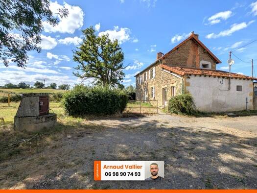 Maison à vendre 249 000 € 7 pièces 4 chambres 140 m² 58 400 m² de terrain Saint-Bonnet-de-Cray 71340