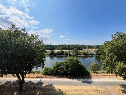 Appartement à vendre 153 000 € 2 pièces 1 chambre 51,24 m² Étage 5/9 Beaumont-Vauquois Orléans 45000