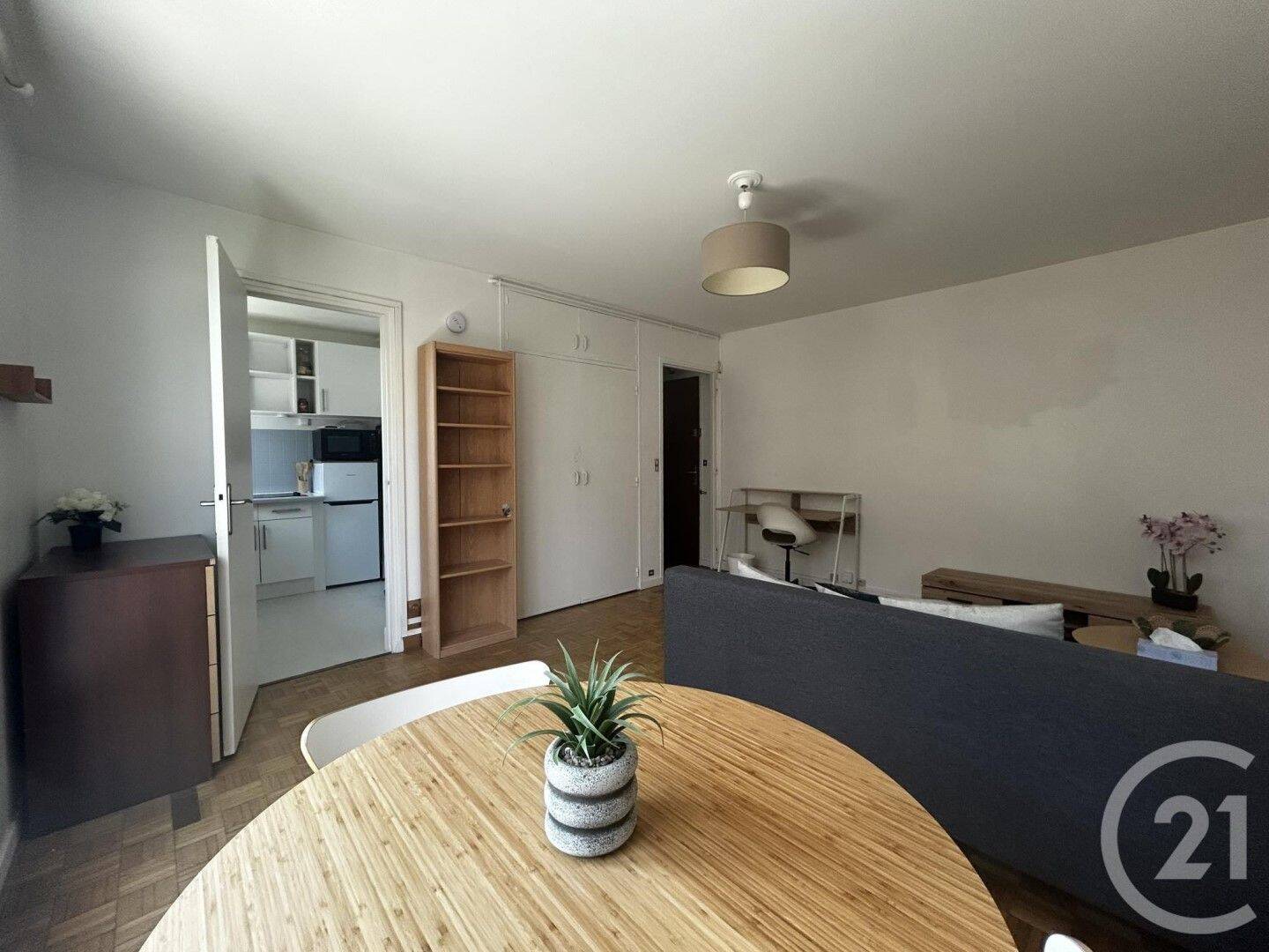 Maison à louer, 30m², SAINT MAUR DES FOSSES