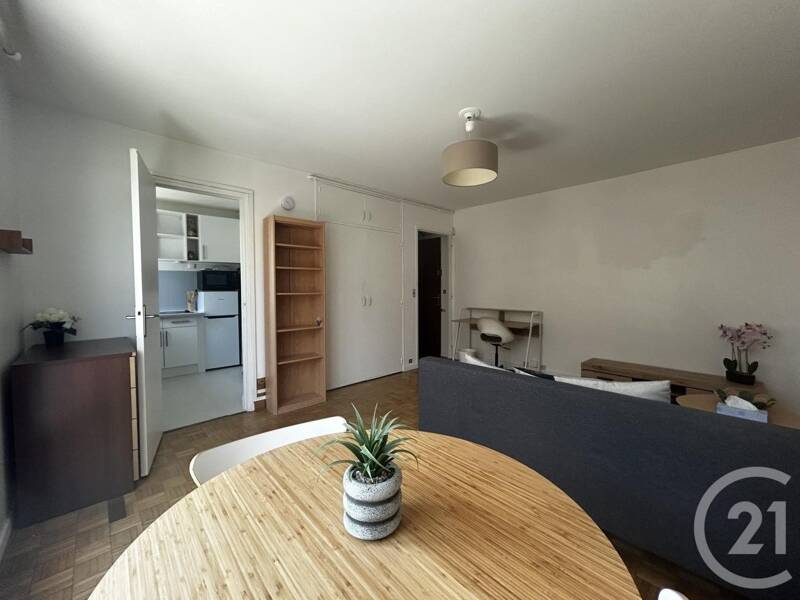 Maison à louer, 30m², SAINT MAUR DES FOSSES