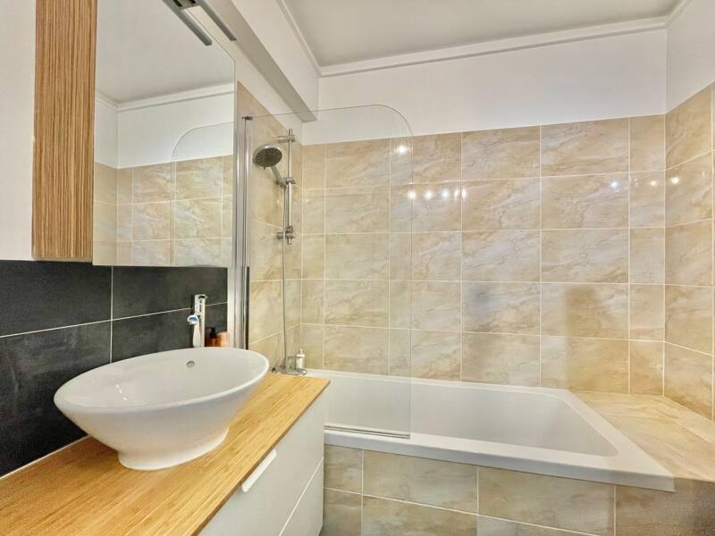 Maison à louer, 40m², PARIS 16E