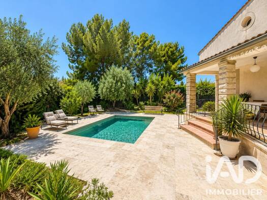 Maison à vendre 549 000 € 6 pièces 4 chambres 120 m² 847 m² de terrain Brets-Barjaquets-Coussoul-Fouitades-Cabe Rognac 13340