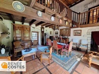 Maison en viager occupé Bouquet 272 000 € 8 pièces 3 chambres 178 m² 2 189 m² de terrain Tortière - Donatien Nantes 44300