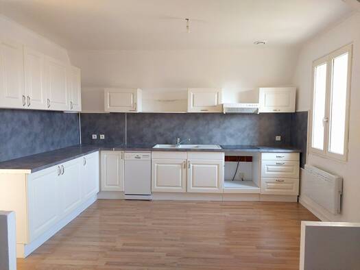 Appartement à louer 570 € 3 pièces 2 chambres 64 m² Étage 3/3 Gare Jarny 54800