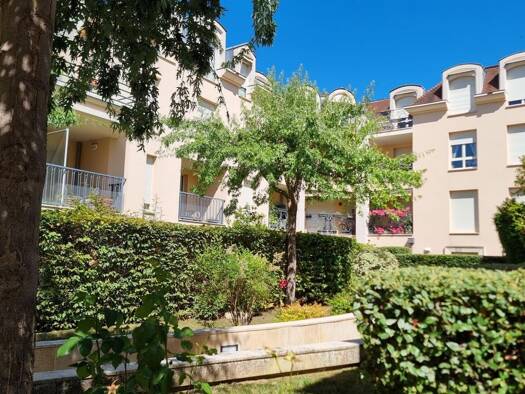 Appartement à vendre 310 000 € 2 pièces 1 chambre 42 m² Étage 2/4 Centre Maisons Laffitte 78600