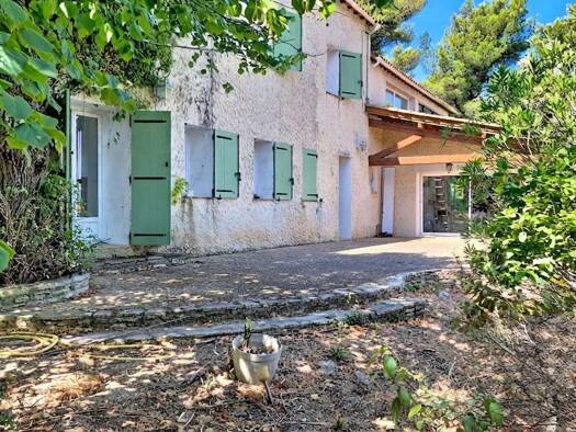 Maison à vendre 800 000 € 8 pièces 5 chambres 224,54 m² 1 923 m² de terrain Sud La Penne-sur-Huveaune 13821