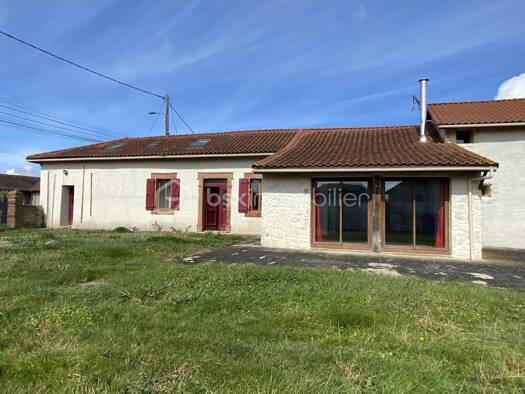 Ferme à vendre 208 000 € 5 pièces 4 chambres 173 m² 1 017 m² de terrain Lacassagne 65140