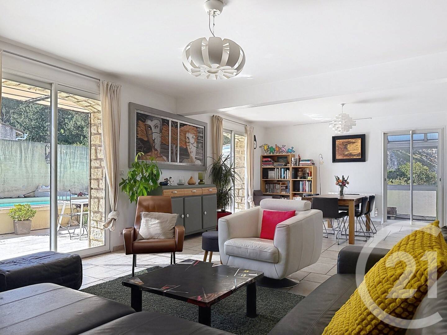 Maison à vendre, 256m², CHATEAURENARD