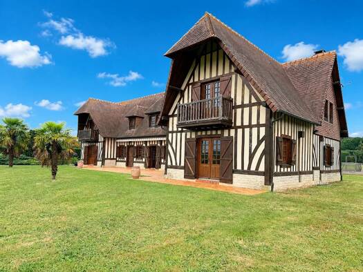 Maison à vendre 690 000 € 6 pièces 3 chambres 276 m² 14 100 m² de terrain Autheuil-Authouillet 27490