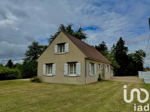 Maison à vendre 210 000 € 5 pièces 3 chambres 138 m² 2 340 m² de terrain Vrigny 45300