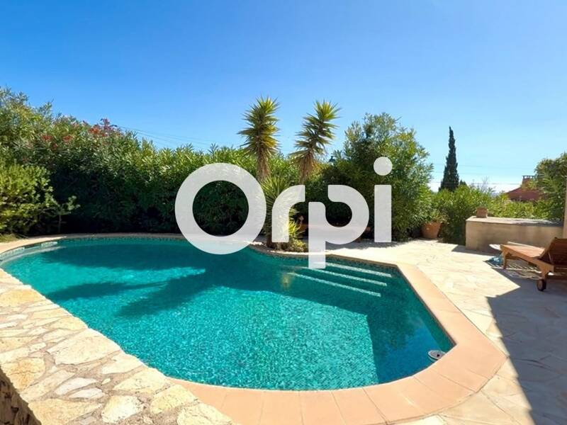 Maison à vendre, 140m², CARQUEIRANNE