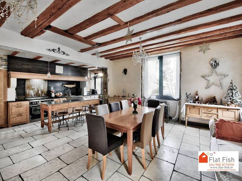Maison à vendre, 322m², CHARLY