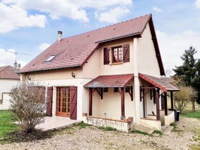 Maison à louer 942 € 5 pièces 4 chambres 104 m² 1 500 m² de terrain Aulnay sur Iton 27180