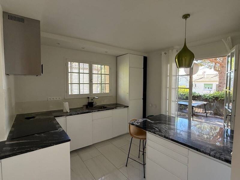 Maison à louer, 141m², LE CRES