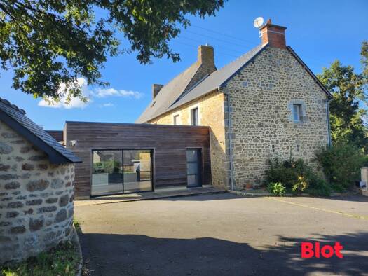 Villa à vendre 313 950 € 6 pièces 4 chambres 180 m² 1 230 m² de terrain Saint-Sauveur-des-Landes 35133