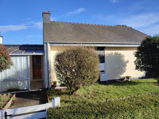 Maison de plain-pied à vendre 196 790 € 5 pièces 4 chambres 102 m² 311 m² de terrain Dinan 22100