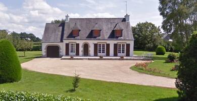 Maison de plain-pied à louer 966 € 4 pièces 3 chambres 100 m² 2 m² de terrain Plumergat 56400