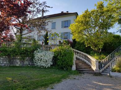 Appartement à louer 890 € 3 pièces 2 chambres 68 m² Étage 2/3 Rives 38140
