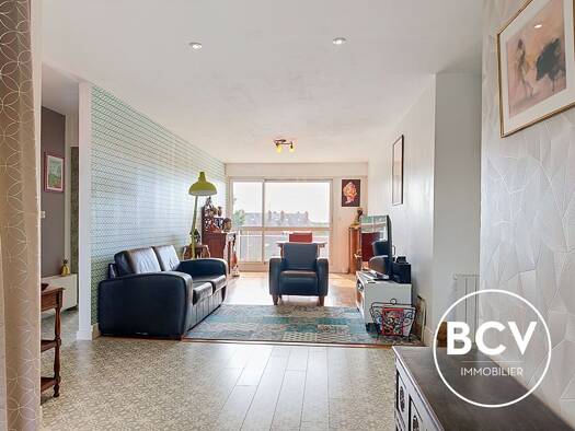 Appartement à vendre 169 900 € 4 pièces 2 chambres 70,28 m² Étage 3/3 Sud Ville Chartres 28000