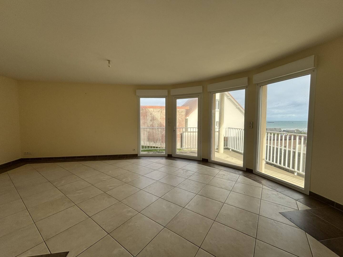 Maison à vendre, 137m², SAINT COME DE FRESNE