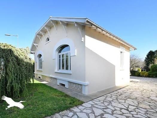 Maison à vendre 220 920 € 4 pièces 3 chambres 81 m² 1 321 m² de terrain Magnac-sur-Touvre 16600