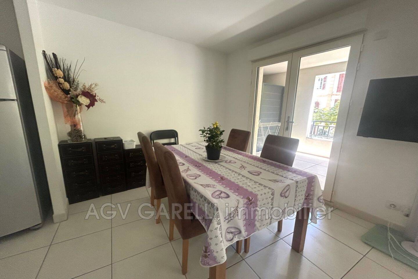 Maison à louer, 43m², HYERES