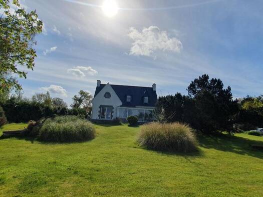 Maison à vendre 329 500 € 7 pièces 5 chambres 165 m² 2 435 m² de terrain Trélévern 22660