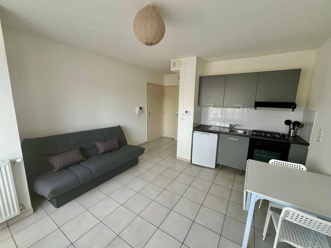 Maison à louer, 24m², VENISSIEUX
